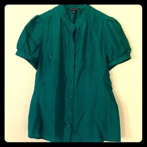 Women’s Banana Republic Blouse.